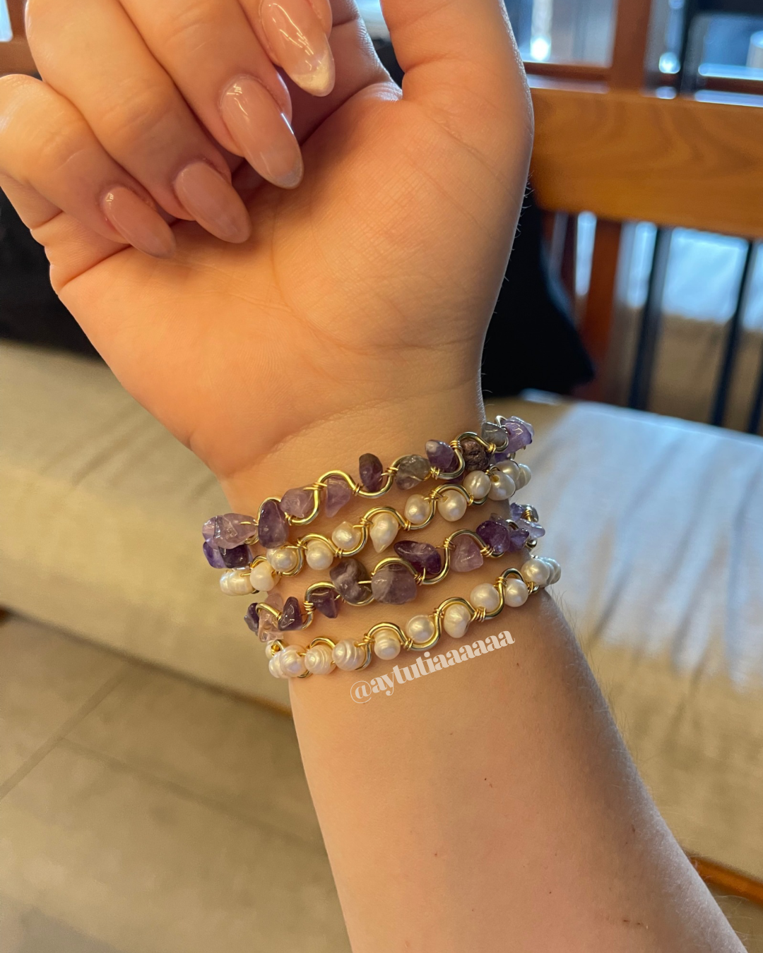 Brazaletes amatista + perla de rio