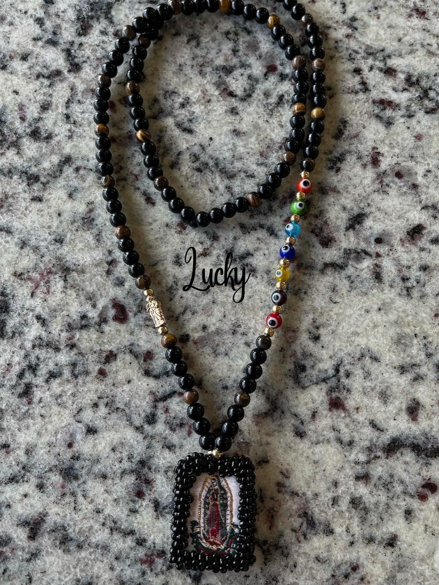 Collar escapulario Virgen de Guadalupe en ojo de tigre