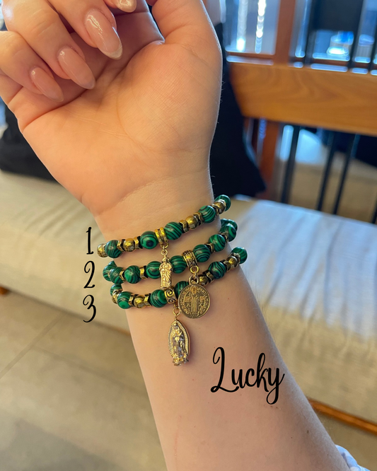 Pulseras malaquita con dije