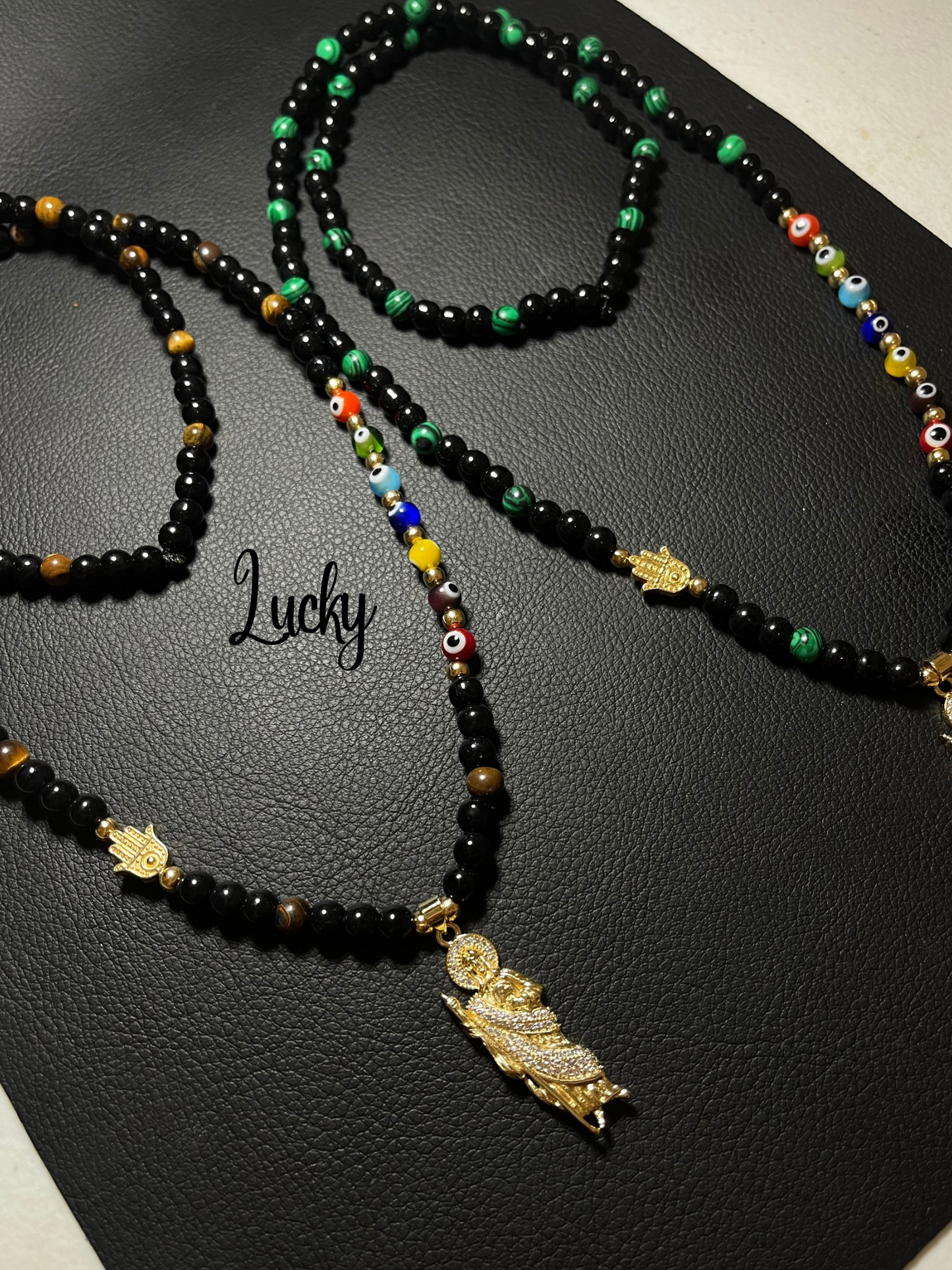 Collar con dije de San Judas Tadeo