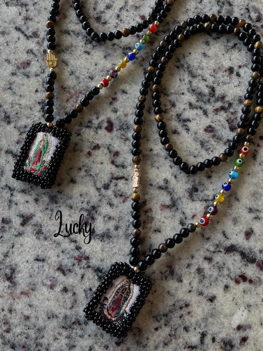 Collar escapulario Virgen de Guadalupe en ojo de tigre